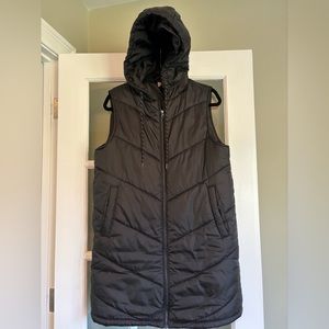 Zella black puffer vest - size Small